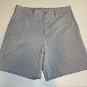 Southern Tide Light Gray Flat Front Shorts Size 34 with 7” Inseam